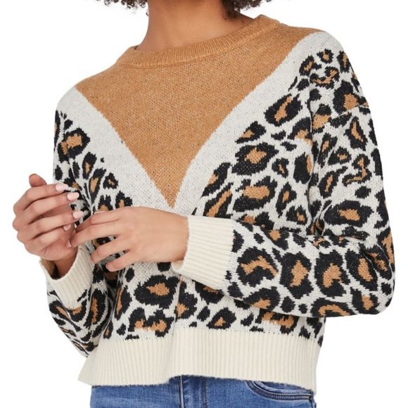 Vero Moda Sweaters - Vero Moda Leopard-Print Sweater  NWT